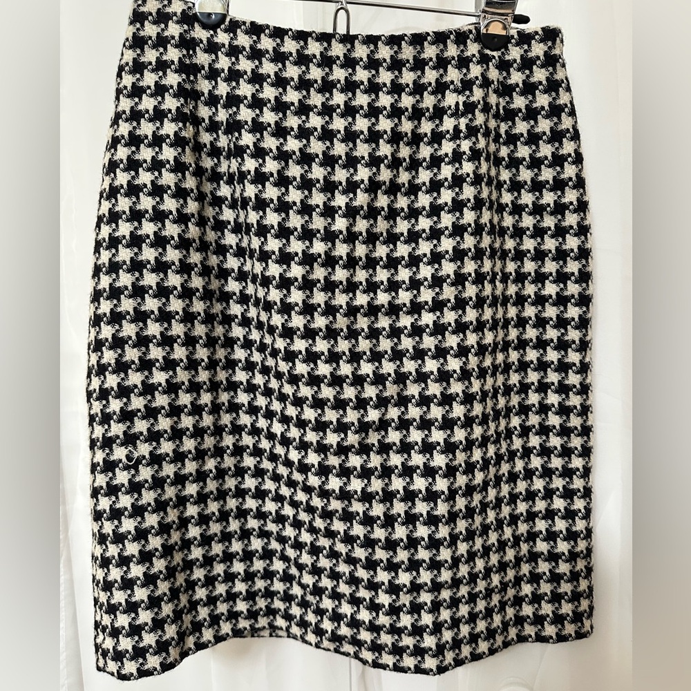 Chadwick’s Wool Black & White Skirt - Size 12
